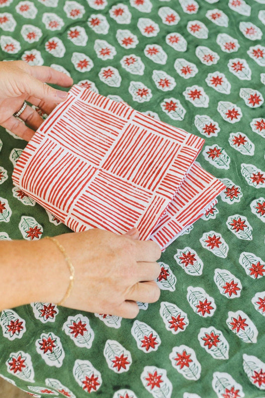Table Throw - Christmas Lily - Sage & Red❤️💚